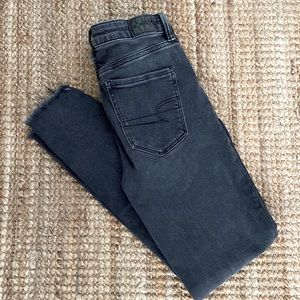 AE super hi-rise jeans, blue black